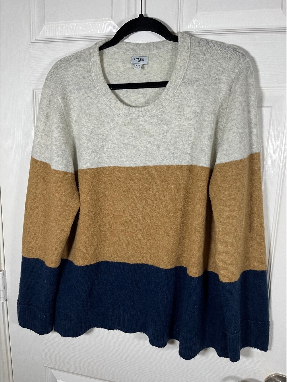 J.Crew colorblock sweater cream camel navy size XXL